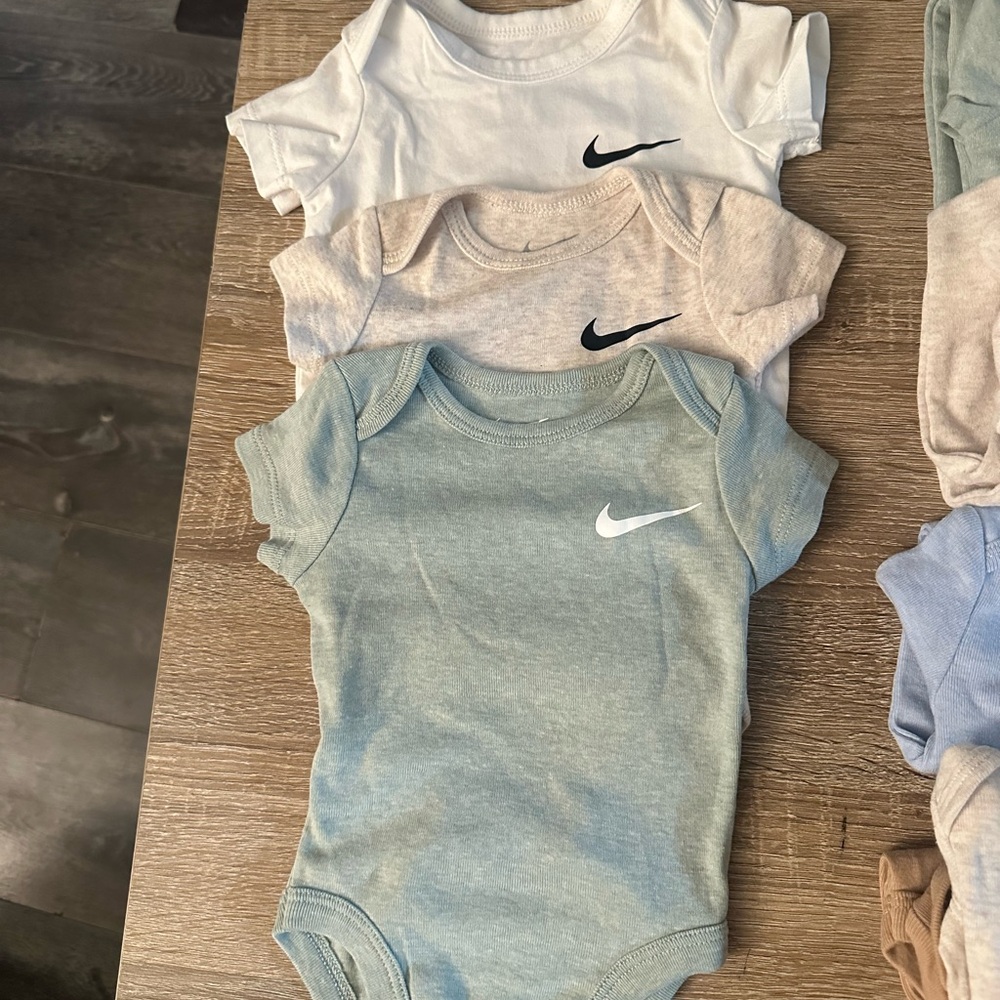 NIKE 3 Month BABY ONESIES